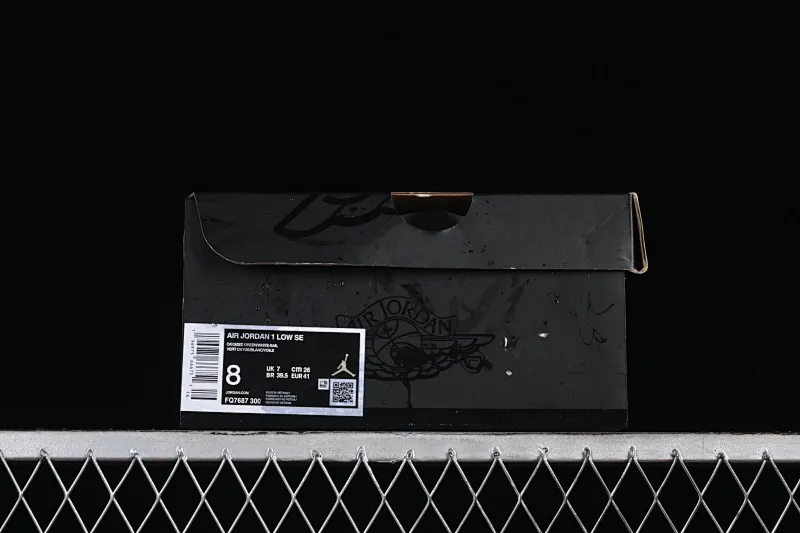 All categories Air Jordan Jordan series basketball shoes Air Jordan 1 Low Z version Air Jordan 1 Low AJ1 Joe 1 white and green low-top cultural casual sneakers FQ7687-300
